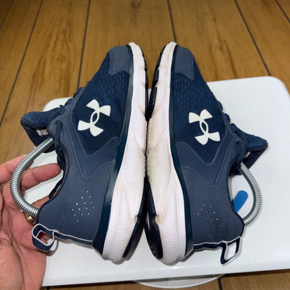 Under Armour Charged Assert 9 Mens 7.5 4E Extra Wide Navy Blue 3024857-400